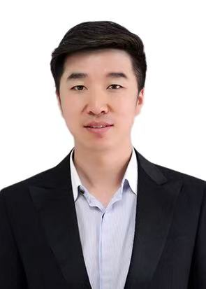 李明亮（國瓷紅葉畫院高級畫師）